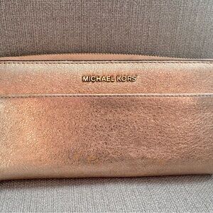 Michael Kors Metallic Rose Gold Wallet